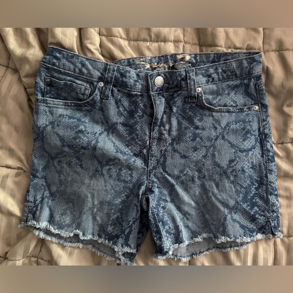 Seven7 Blue Snake Print Weekend Denim Shorts